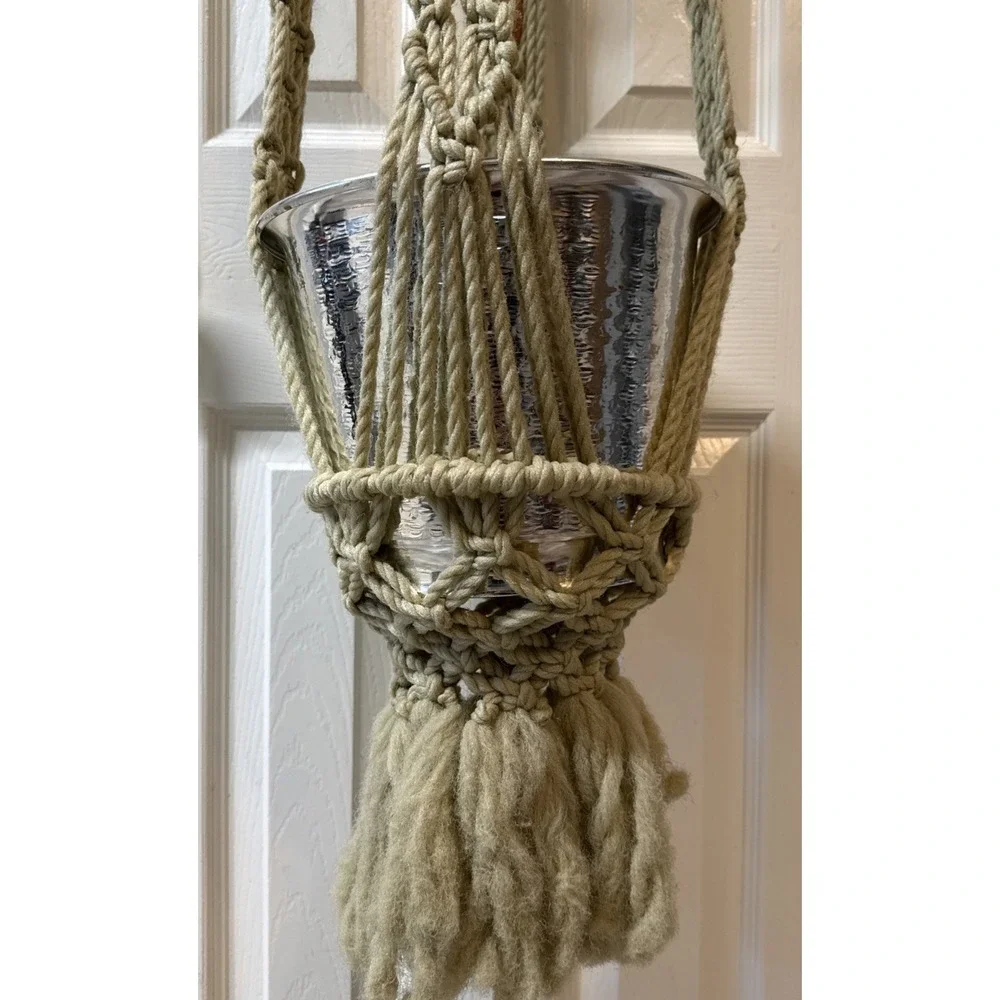Vintage Macrame & Wood Bead  60/70s Hanging Plant Holder Boho 59